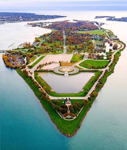 Belle Isle from the air, the Detroit River on both sides